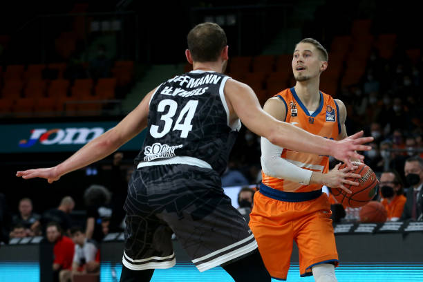 西班牙高等 西班牙高等